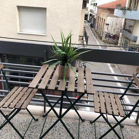 Olive - Happyhostgr - Downtown Apartment Volos Luaran gambar