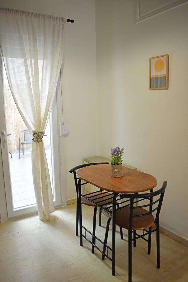 Olive - Happyhostgr - Downtown Apartment Volos Luaran gambar