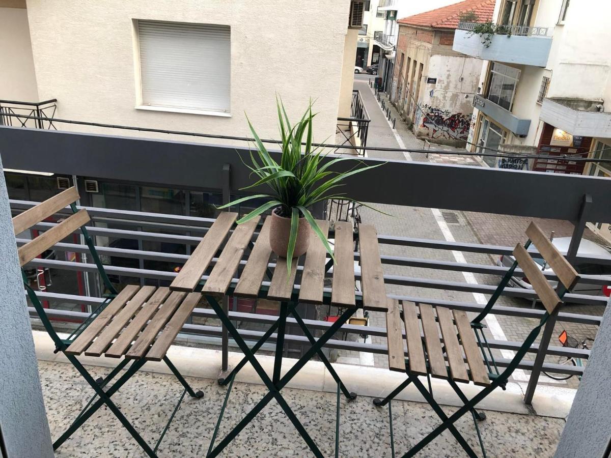 Olive - Happyhostgr - Downtown Apartment Volos Luaran gambar